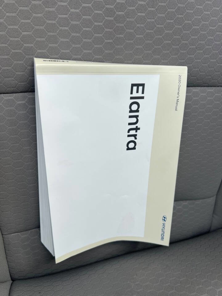 Used 2020 Hyundai Elantra SEL image 17