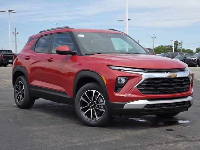 New 2026 Chevrolet TrailBlazer LT w/ Driver Confidence Package FWD image 2