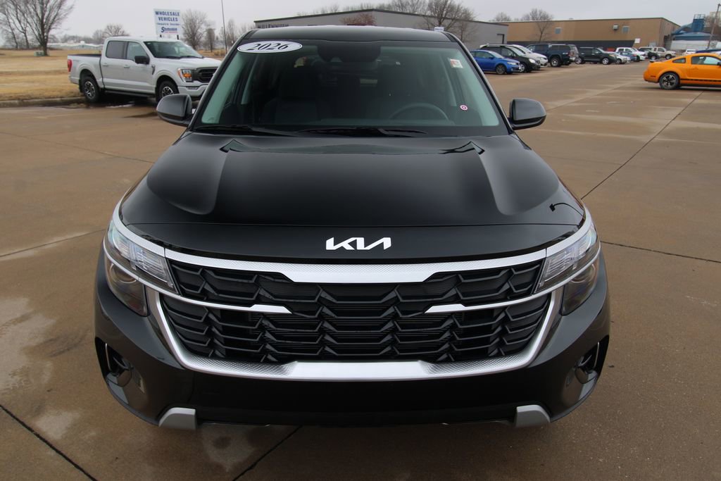 New 2026 Kia Seltos LX image 2