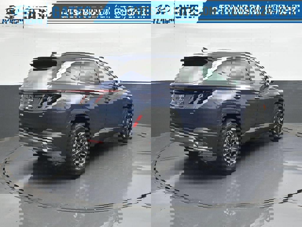 New 2025 Hyundai Tucson SEL image 2