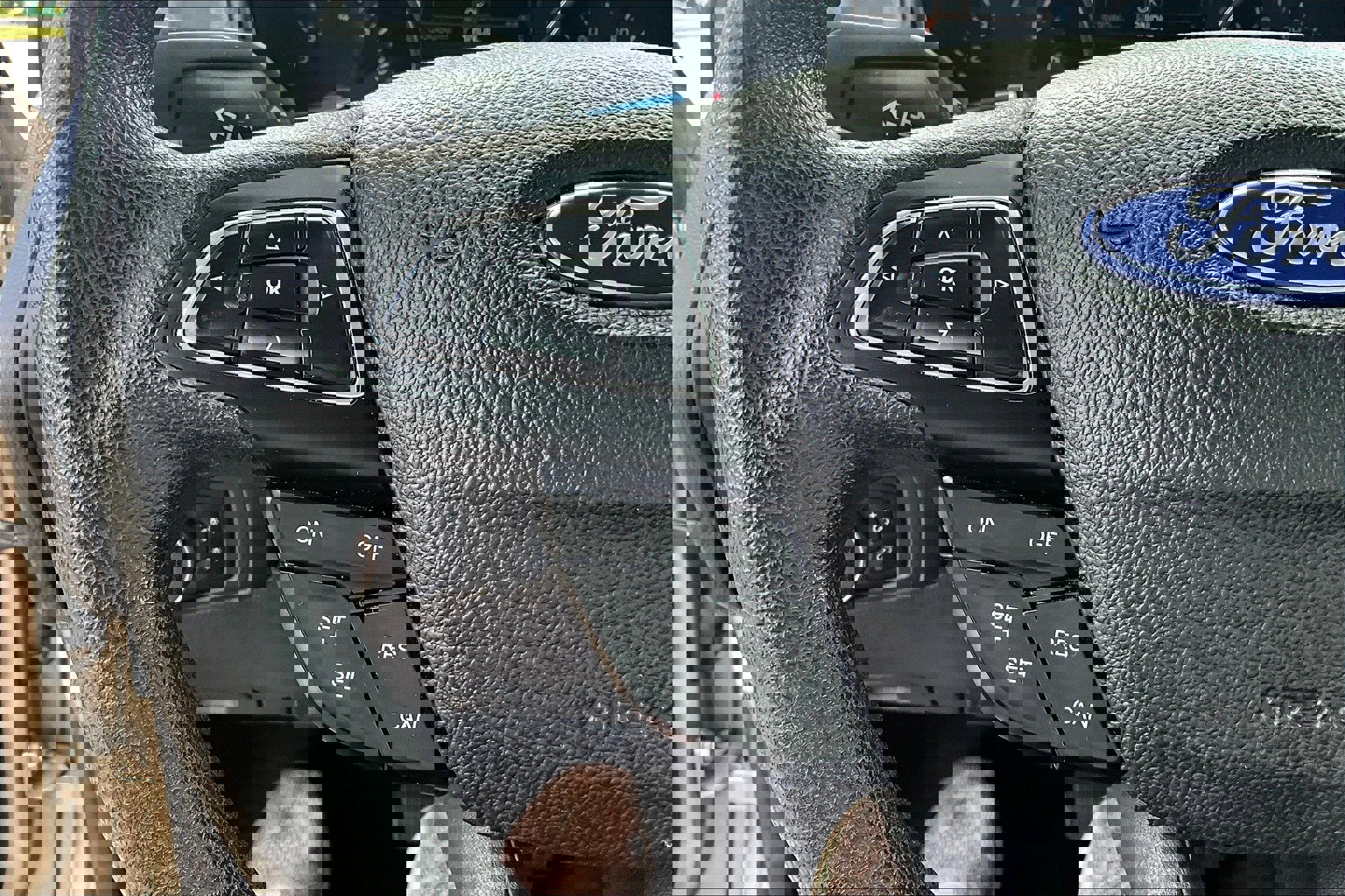 Used 2018 Ford Focus SE image 22