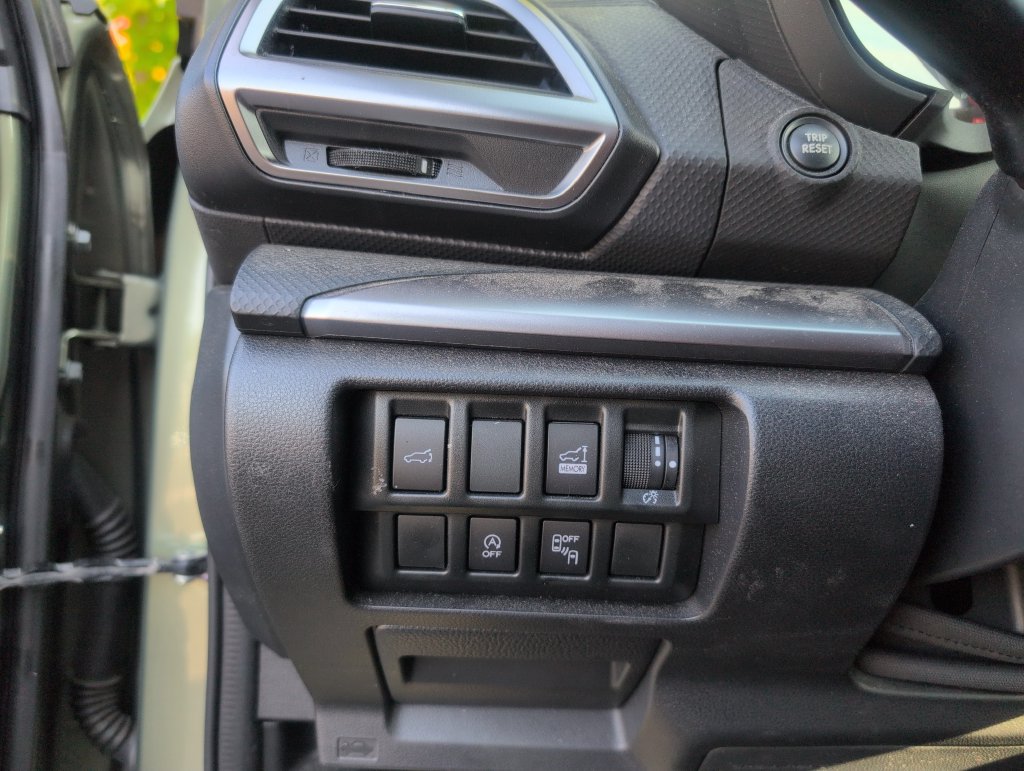 Used 2020 Subaru Forester Premium AWD/4WD image 15