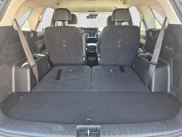 Used 2024 Kia Sorento EX AWD/4WD image 25