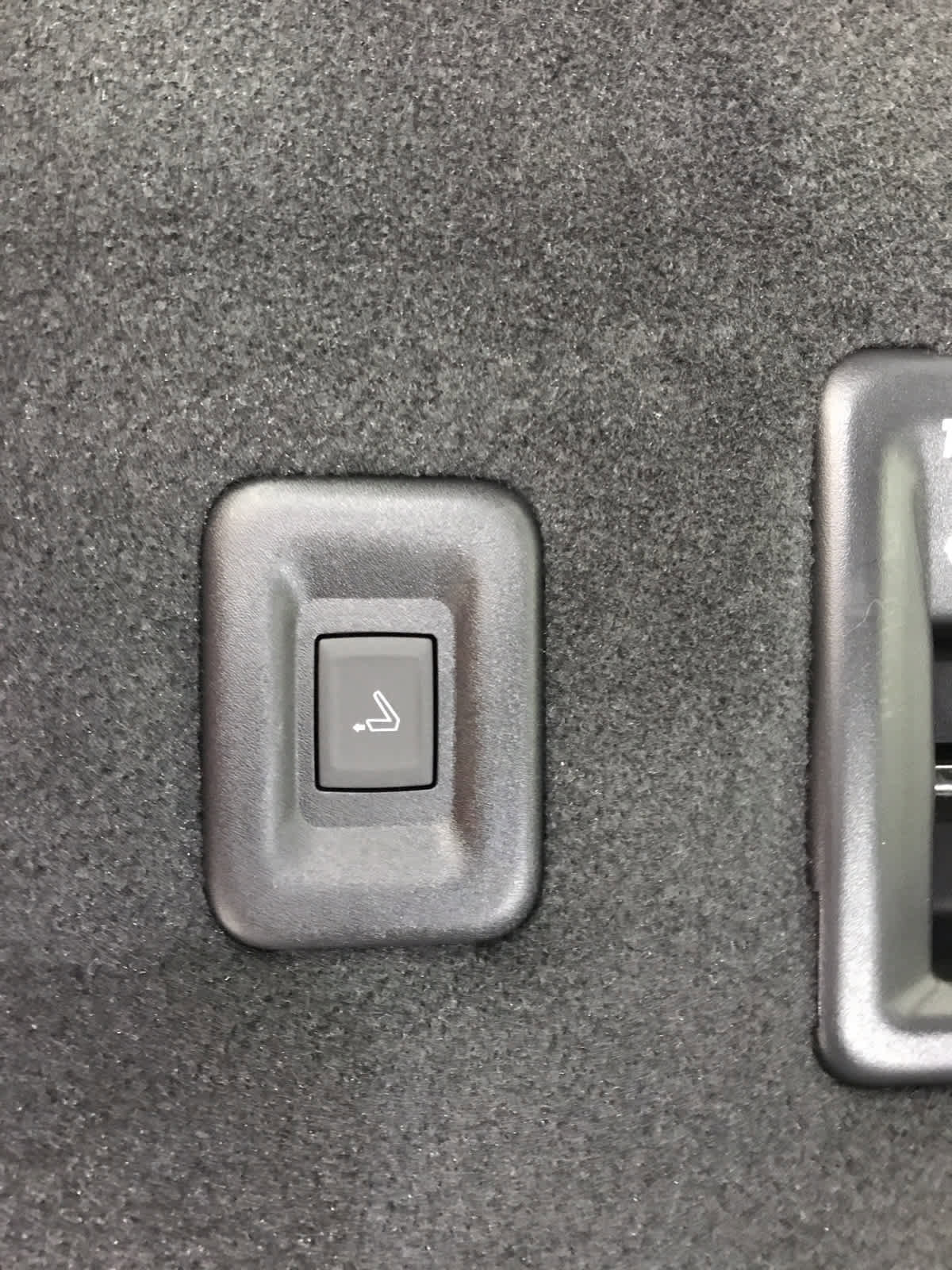 New 2026 Chevrolet Traverse RS w/ LPO, Floor Liner Package image 10