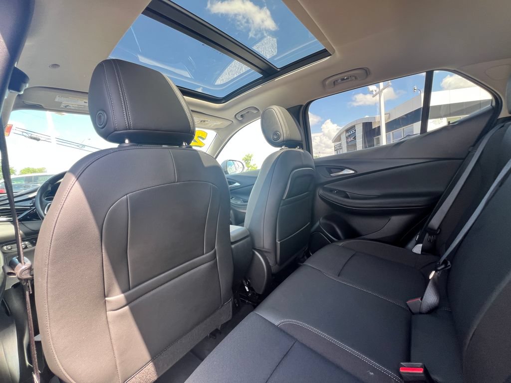 Used 2020 Buick Encore GX Preferred w/ Sport Touring Package FWD image 31