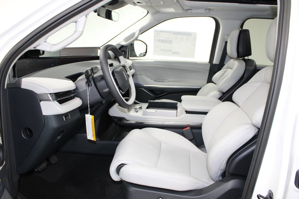 New 2025 Lincoln Navigator L Reserve image 26