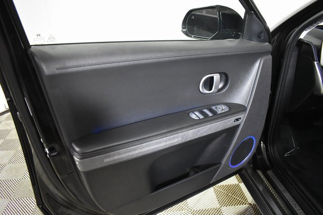 Used 2022 Hyundai Ioniq 5 Limited w/ Cargo Package image 7