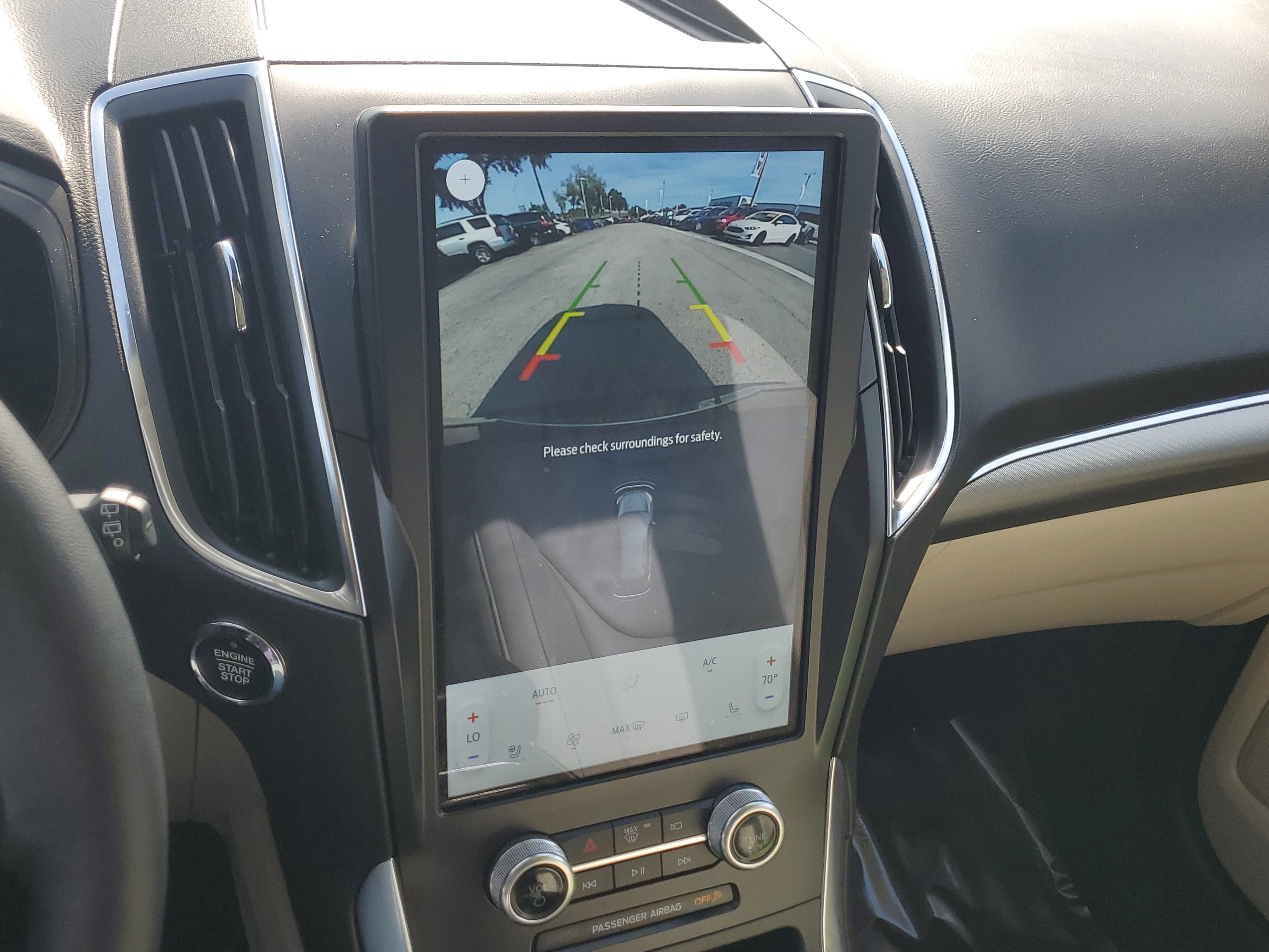 Certified 2024 Ford Edge Titanium image 27