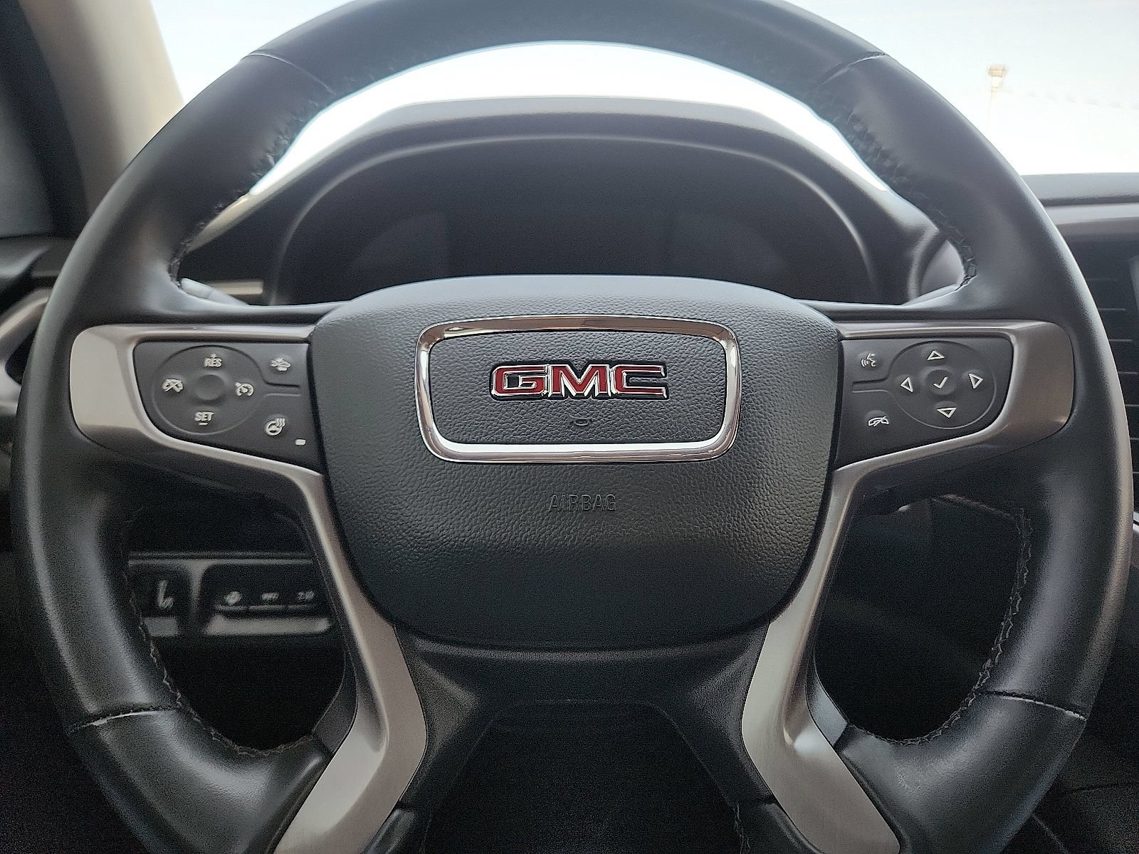 Used 2023 GMC Acadia AT4 w/ Technology Package AWD/4WD image 19
