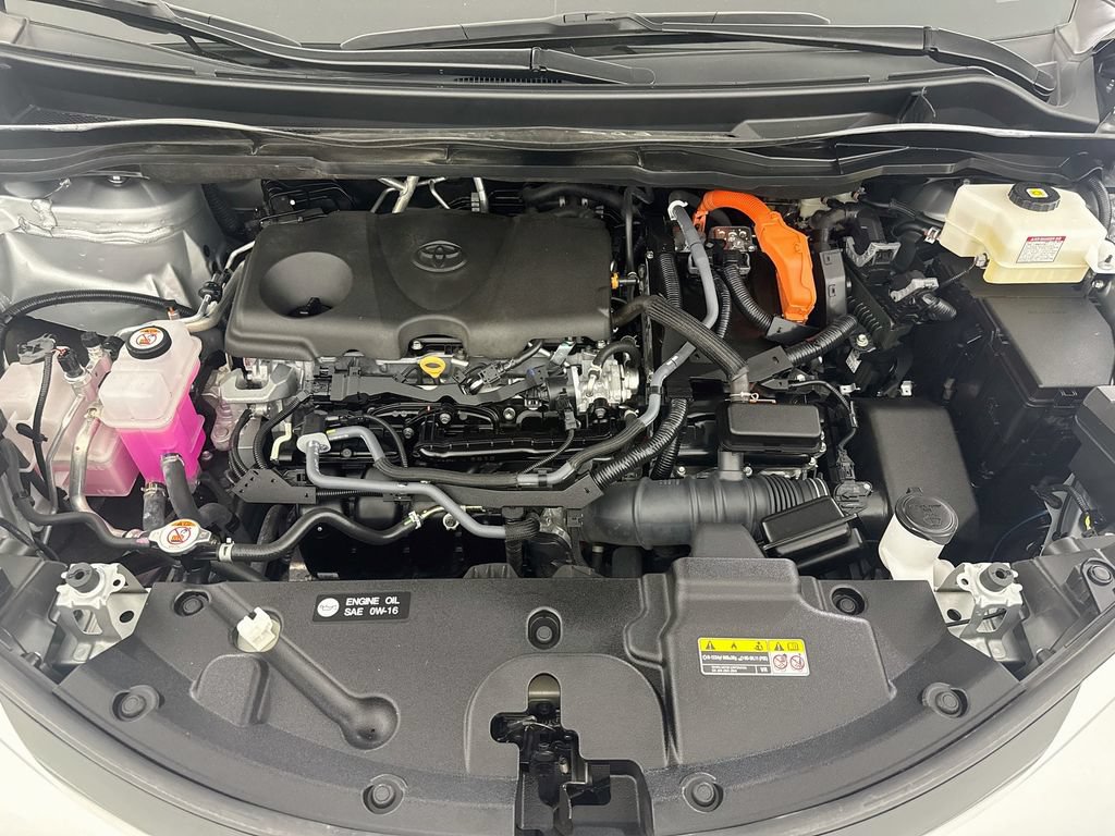 Used 2024 Toyota Sienna XSE AWD/4WD image 32
