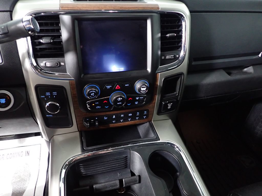 Used 2018 RAM 3500 Laramie AWD/4WD image 29