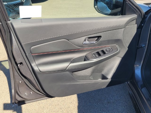 New 2027 Nissan Sentra SR FWD image 9