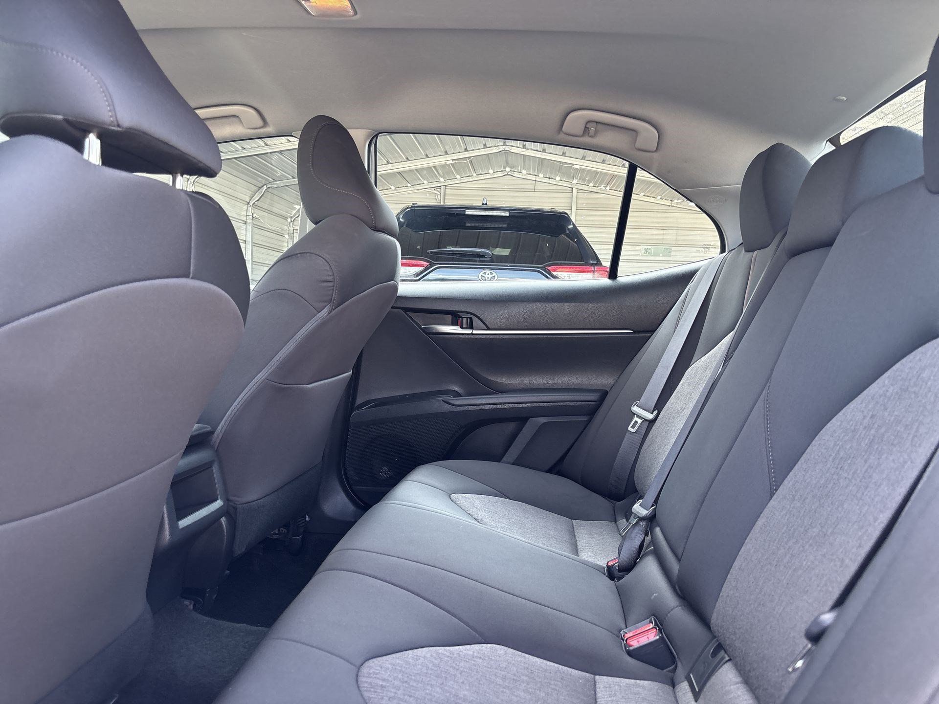 Used 2020 Toyota Camry LE FWD image 22