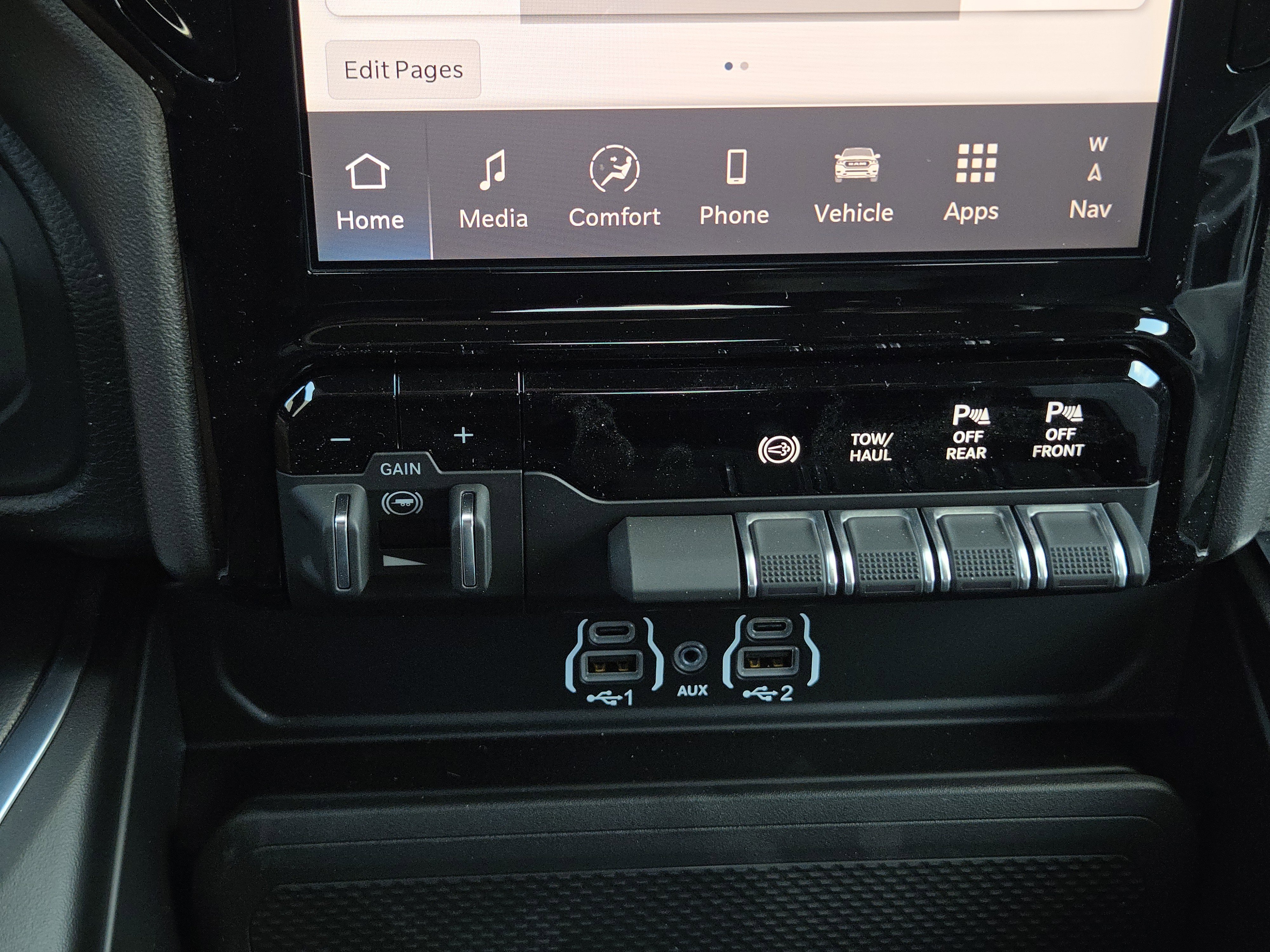 New 2026 RAM 3500 Lone Star AWD/4WD image 17