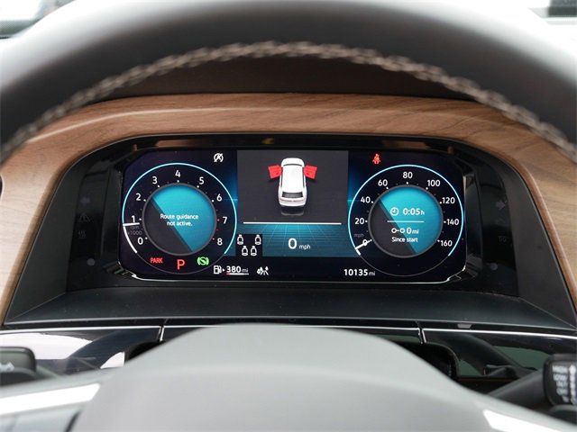 Certified 2025 Volkswagen Atlas SE image 29