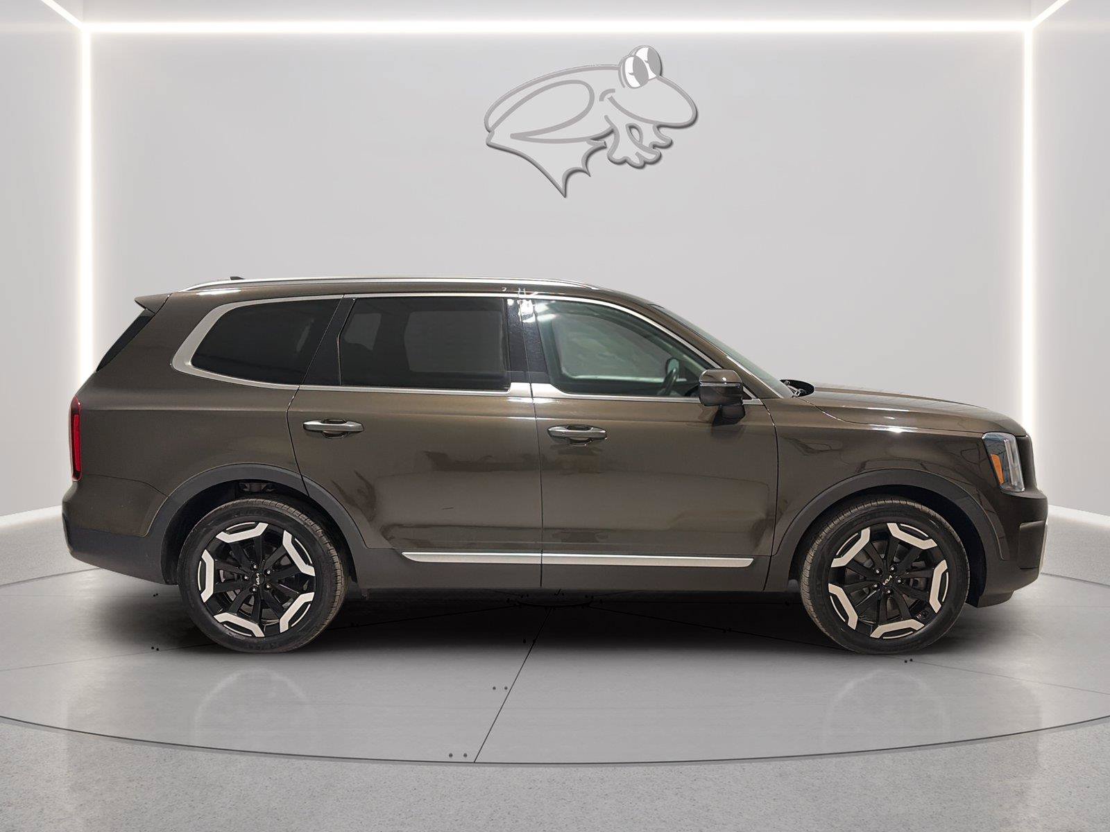 Used 2023 Kia Telluride S w/ S Sunroof Package AWD/4WD image 6