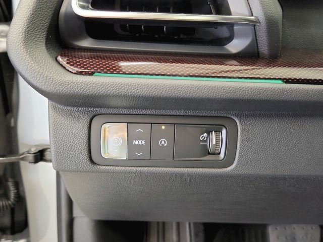 New 2026 Chevrolet Traverse RS w/ LPO, Floor Liner Package FWD image 30