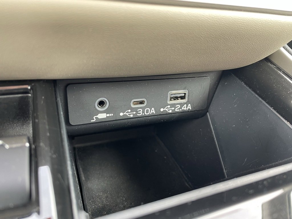 Used 2025 Subaru Outback Limited XT w/ Popular Package #2 image 19