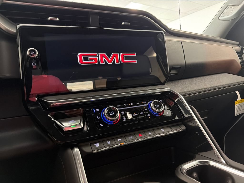 New 2026 GMC Sierra 2500 Denali w/ Denali Reserve Package AWD/4WD image 14