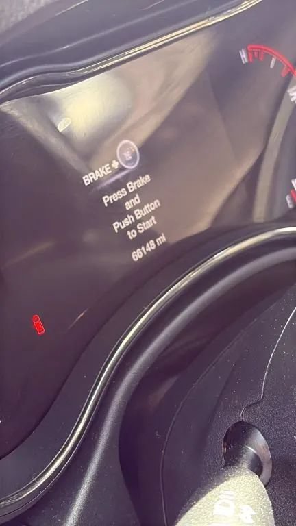 Used 2019 Dodge Durango GT AWD/4WD image 3