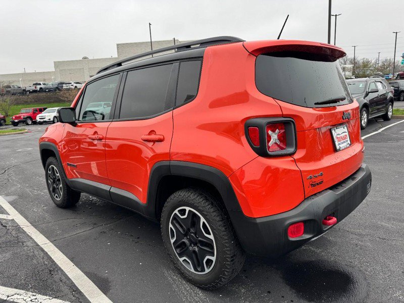 Used 2015 Jeep Renegade Trailhawk w/ Cold Weather Group image 5