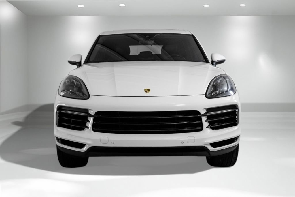 Used 2019 Porsche Cayenne S image 5