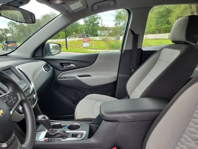 Used 2020 Chevrolet Equinox LS FWD image 18