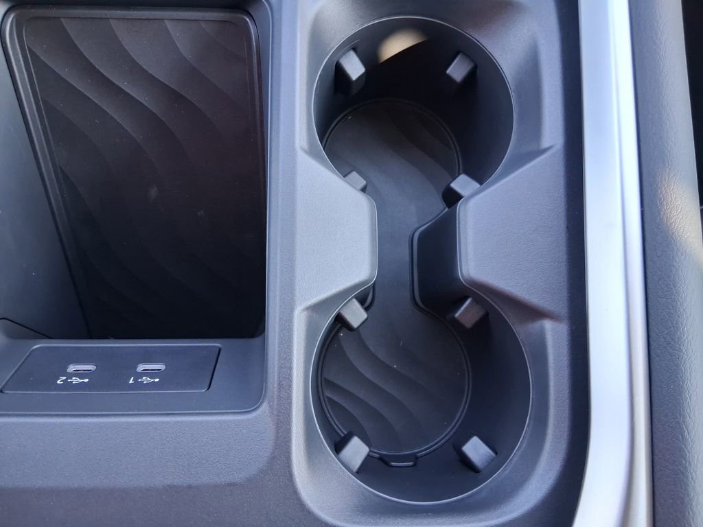 New 2026 Nissan Armada SV image 19