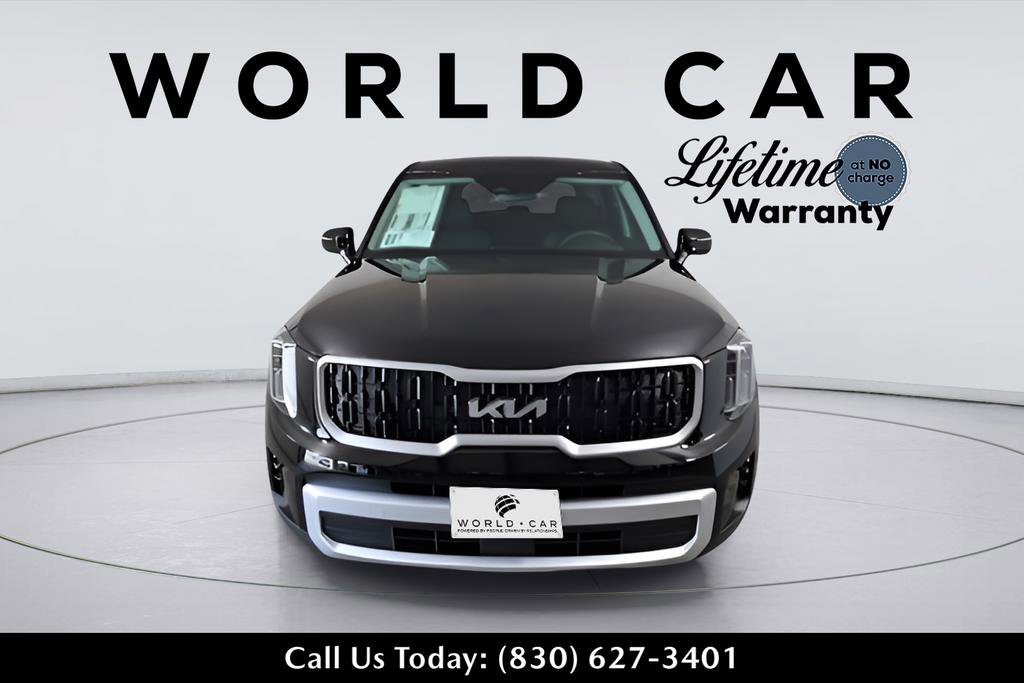 Used 2024 Kia Telluride LX AWD/4WD image 2