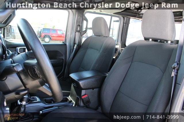 Used 2023 Jeep Wrangler Sport image 25