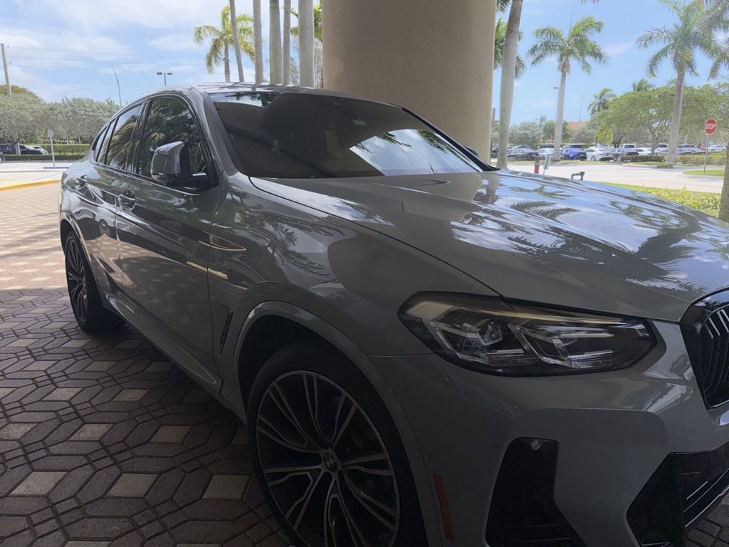 Used 2022 BMW X4 xDrive30i w/ M Sport Package 2 image 5