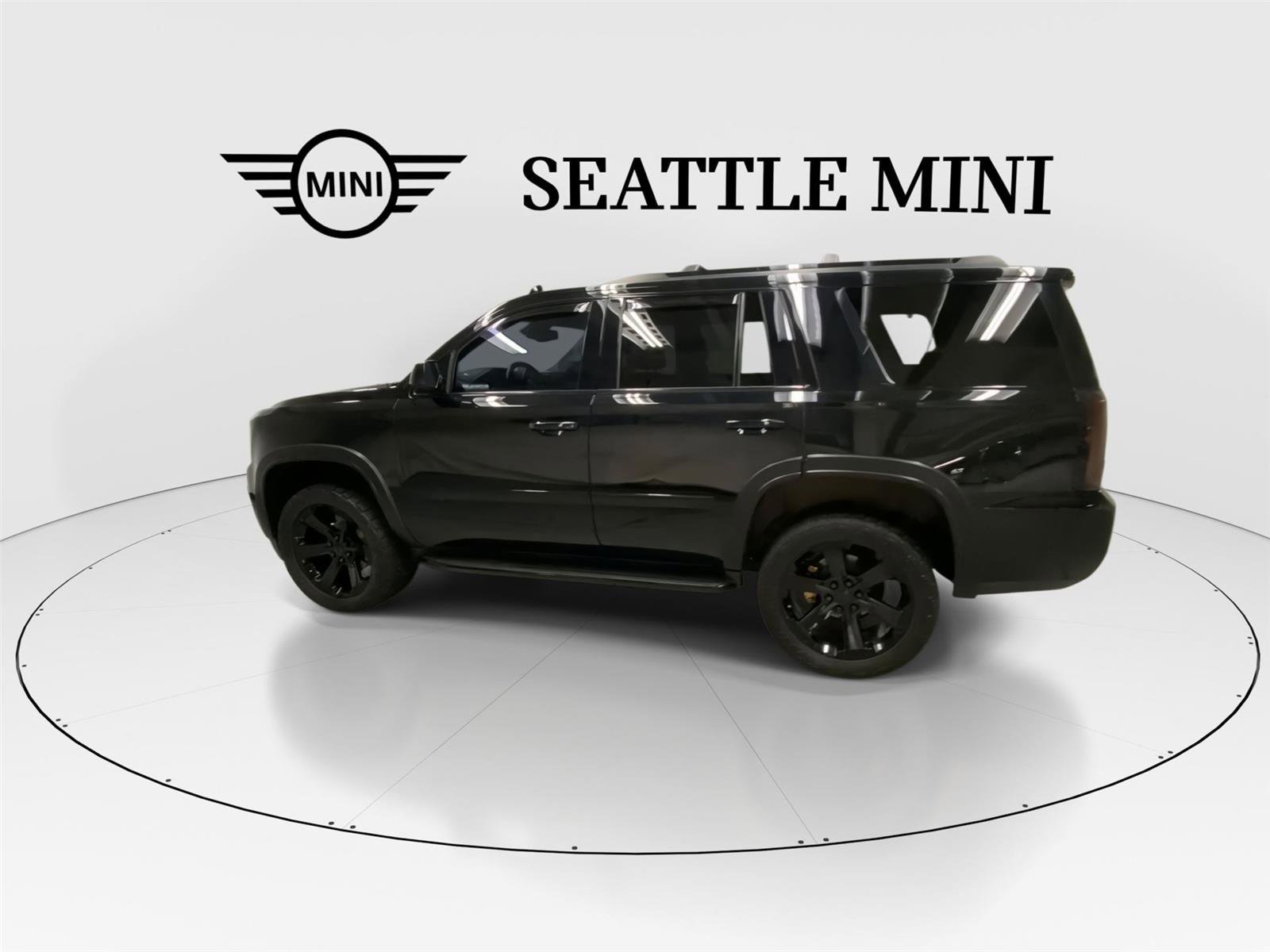 Used 2019 GMC Yukon SLT w/ Graphite Performance Edition image 7