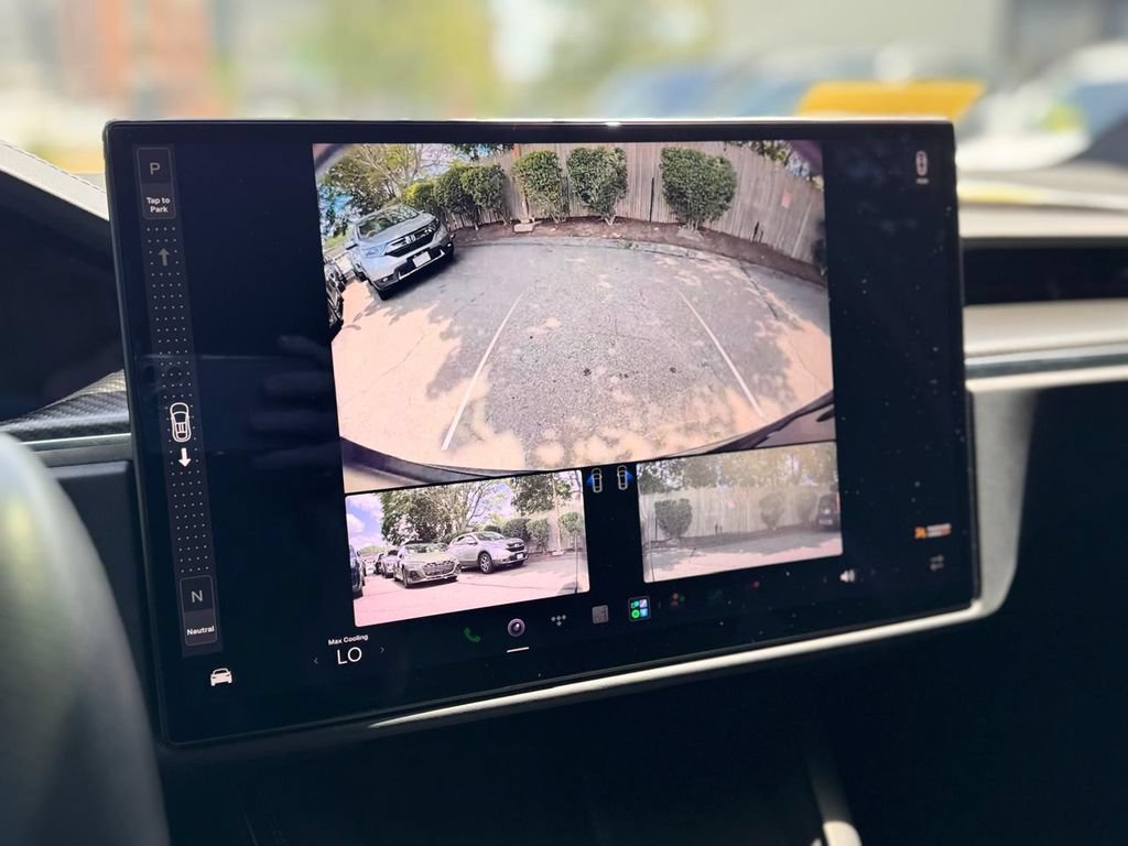 Used 2022 Tesla Model X Plaid AWD/4WD image 17