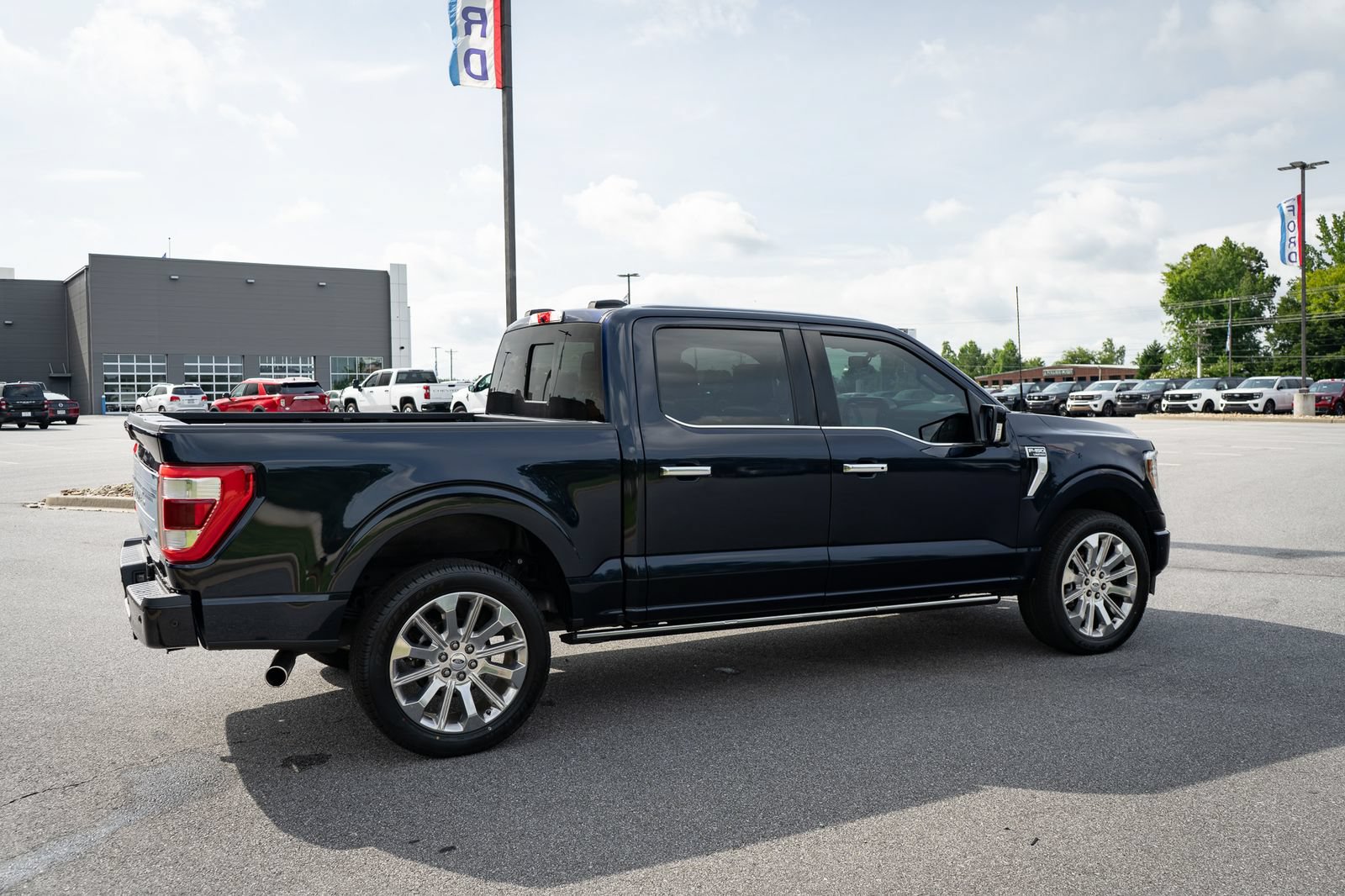 Used 2023 Ford F150 Limited AWD/4WD image 10