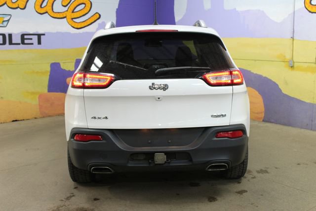 Used 2018 Jeep Cherokee Latitude w/ Cold Weather Group AWD/4WD image 7
