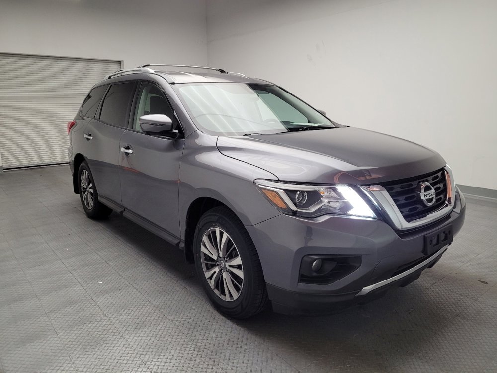 Used 2019 Nissan Pathfinder SL w/ Cargo Package image 13