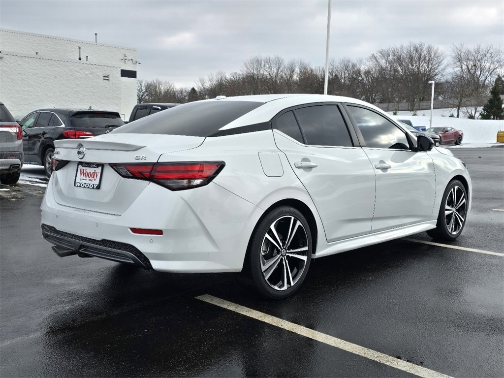 Used 2023 Nissan Sentra SR w/ SR Premium Package image 8