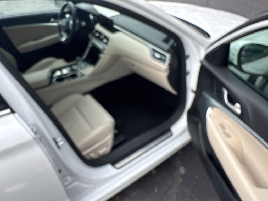 Used 2026 Genesis G70 2.5T RWD image 12