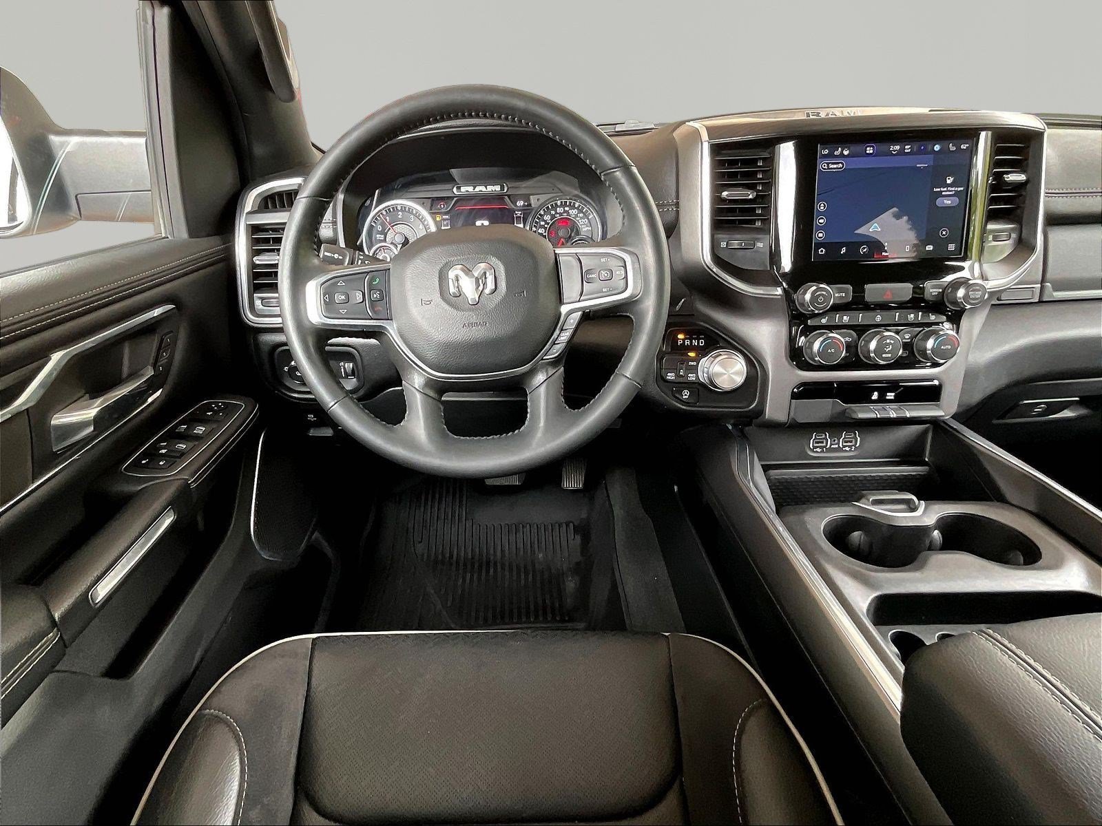 Used 2023 RAM 1500 Laramie AWD/4WD image 9