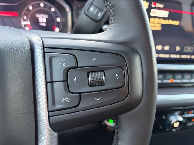 Certified 2025 GMC Sierra 1500 SLT image 8