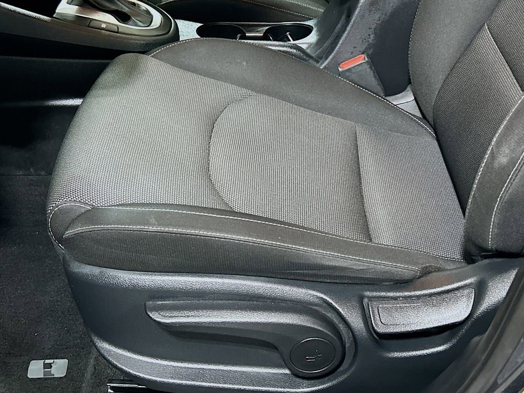 Used 2024 Kia Forte LXS w/ LXS Technology Package image 15