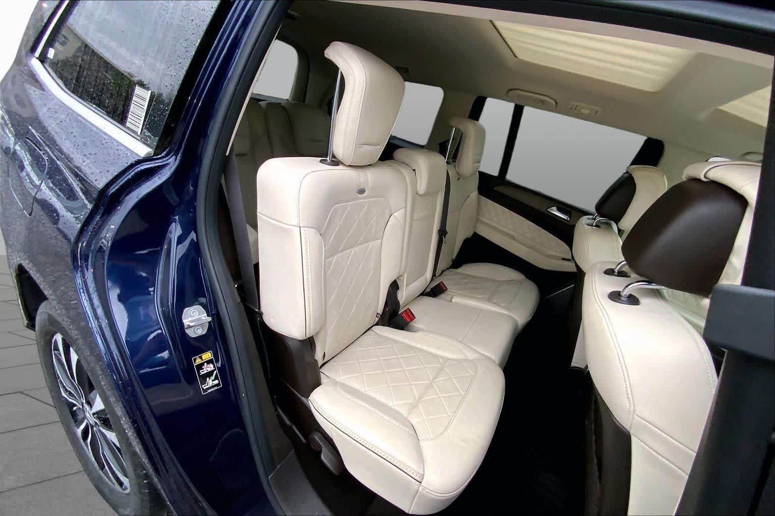 Used 2019 Mercedes-Benz GLS 450 4MATIC image 19