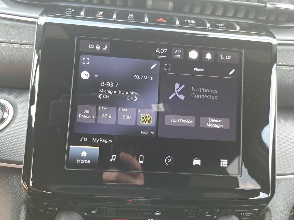 Certified 2023 Jeep Grand Cherokee Altitude AWD/4WD image 23