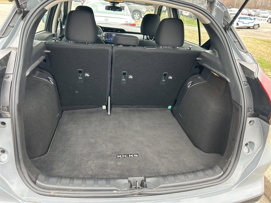 Used 2023 Nissan Kicks SV image 12