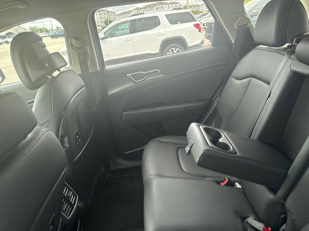 Used 2023 Kia Sportage EX image 13