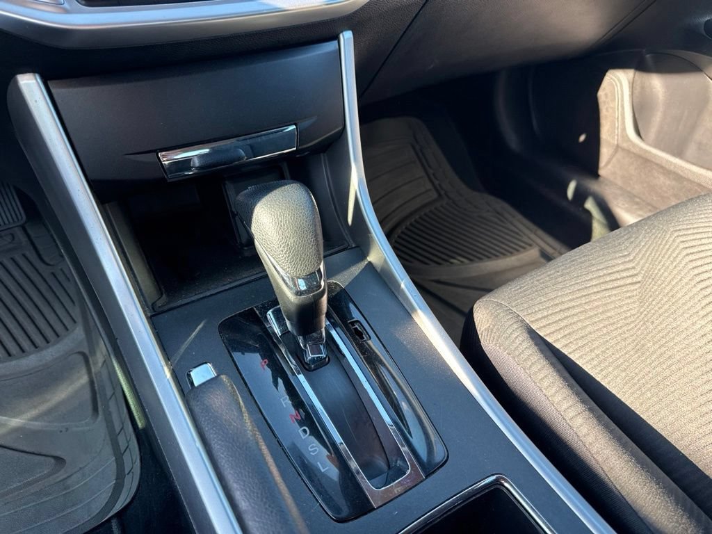Used 2015 Honda Accord LX image 7