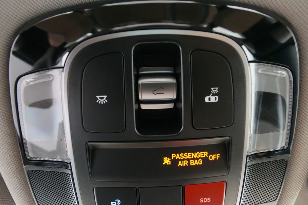New 2025 Hyundai Sonata Limited FWD image 53