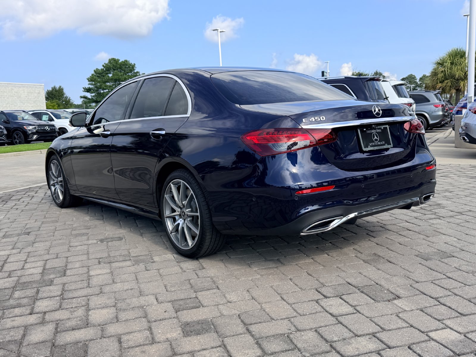 Used 2021 Mercedes-Benz E 450 4MATIC Sedan image 11