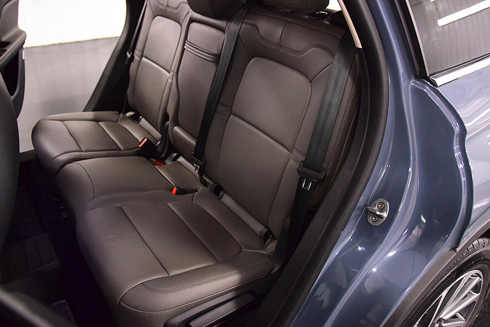 Used 2024 Lincoln Corsair Reserve AWD/4WD image 30