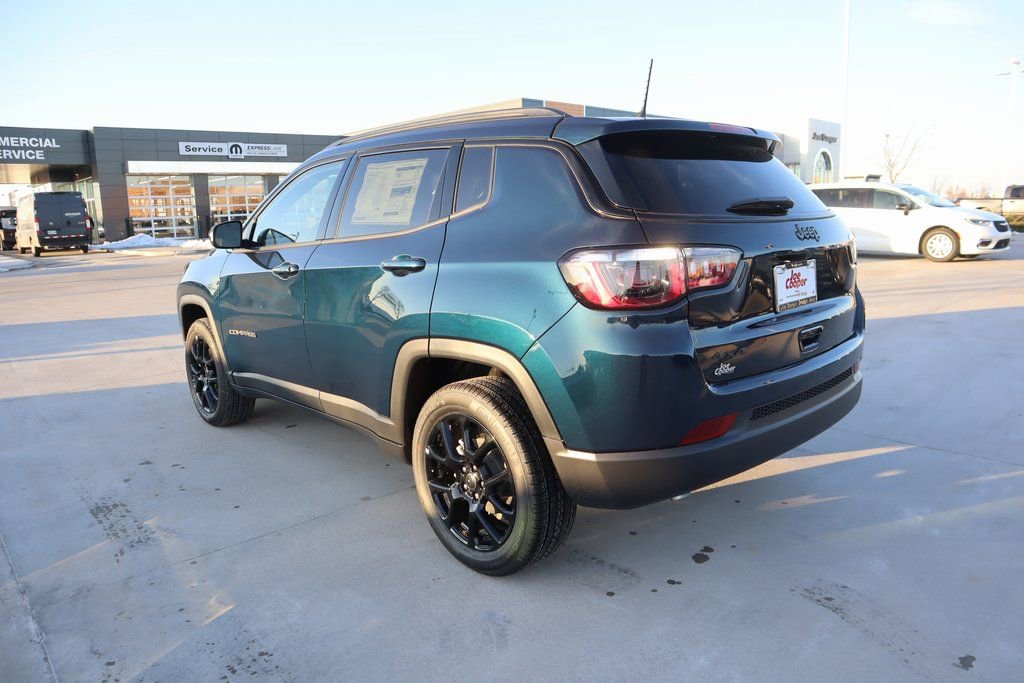 New 2026 Jeep Compass Latitude image 22